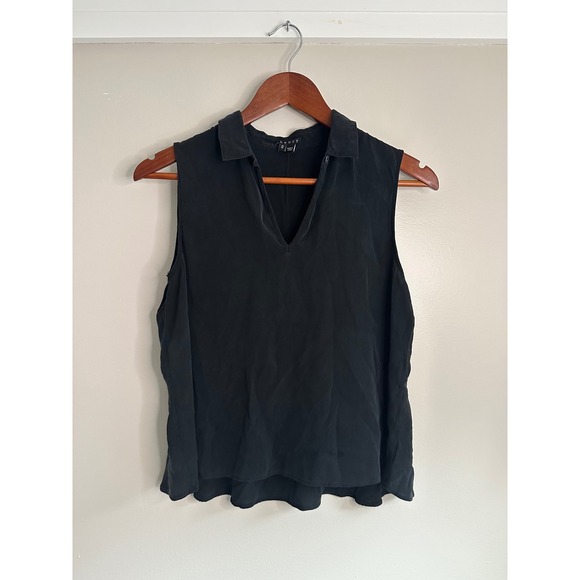 Theory Tops - Theory Kenzly Sheen 2 Silk Blouse Womens M Black EUC Sleeveless V-Neck Collar